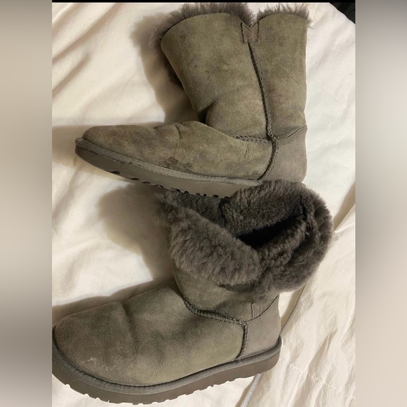 UGG boots - Picture 2 of 8